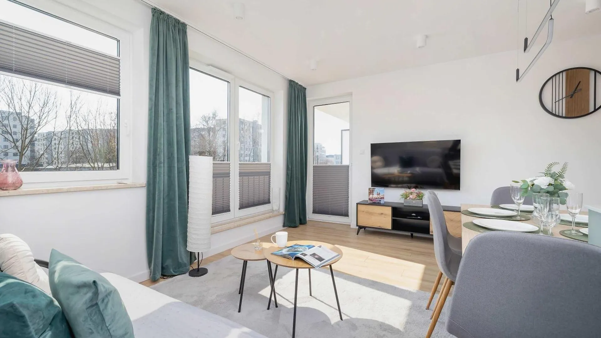 Nowoczesny Rodzinny Apartament Z Klimatyzacja I Parkingiem W Krakowie By Renters Prestige 0*, Krakow
